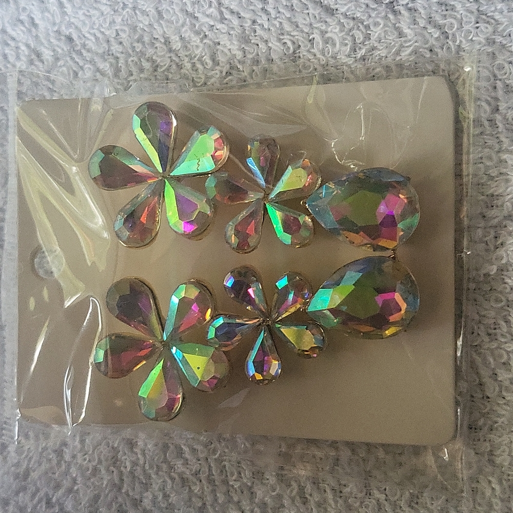 Jewelary